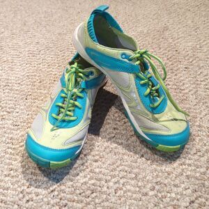 Merrell Dash Glove Calypso Barefoot Running Shoes Womens 6.5 Green Outdoor
